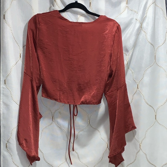 NWT FASHION NOVA CURRENT MOOD BELL SLEEVE CROP TOP - Picture 3 of 4